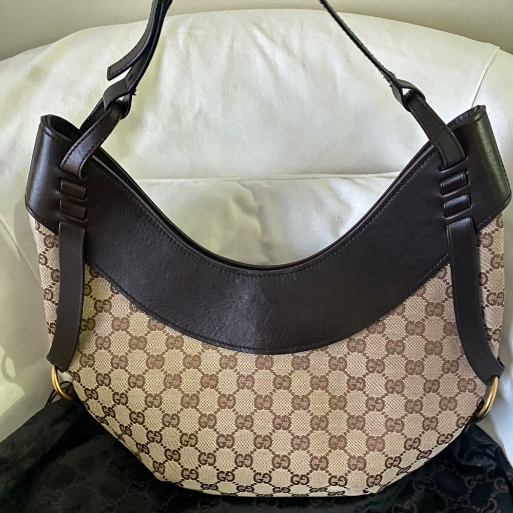 💯 Authentic Gucci shoulder bag ✨